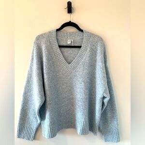 Simon’s Twik Soft Powder Blue Oversize V-Neck Sweater Size L